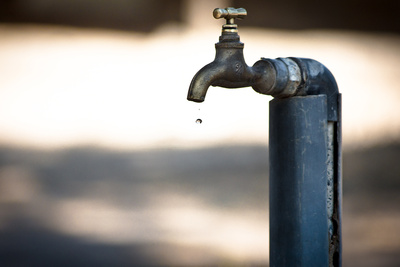 Knappes Nass: im Sommer droht Trinkwassermangel